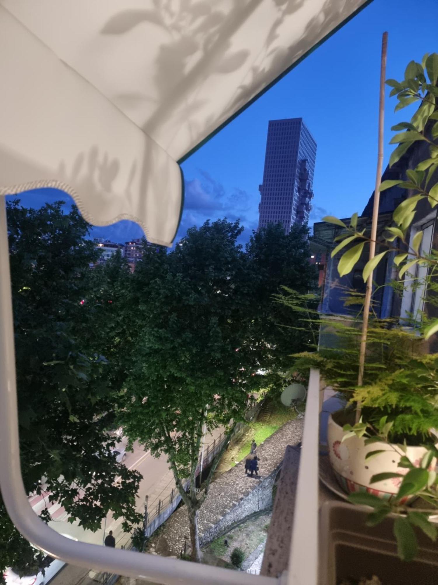 Ema Apartment Tirana Bagian luar foto