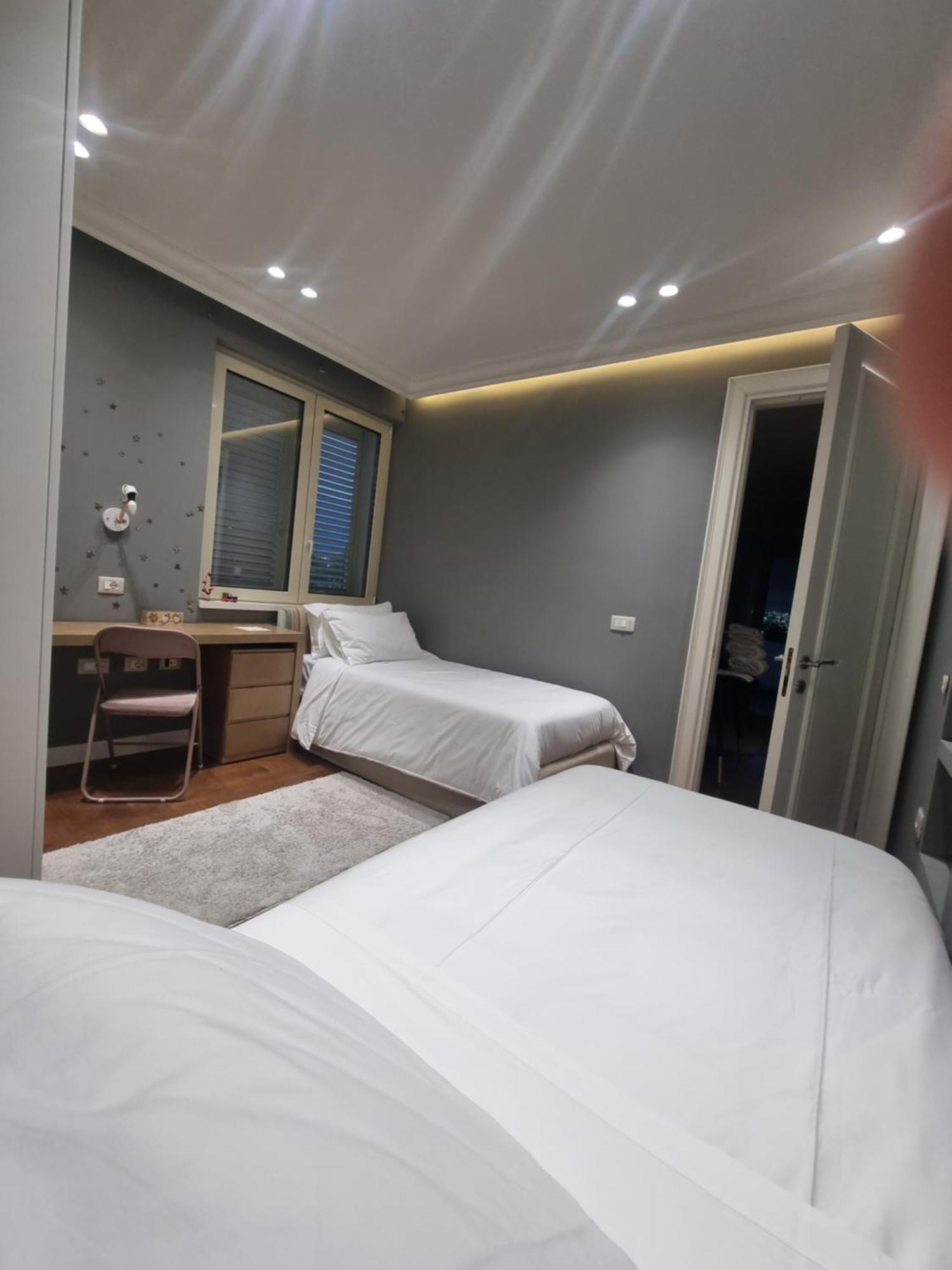 Ema Apartment Tirana Bagian luar foto